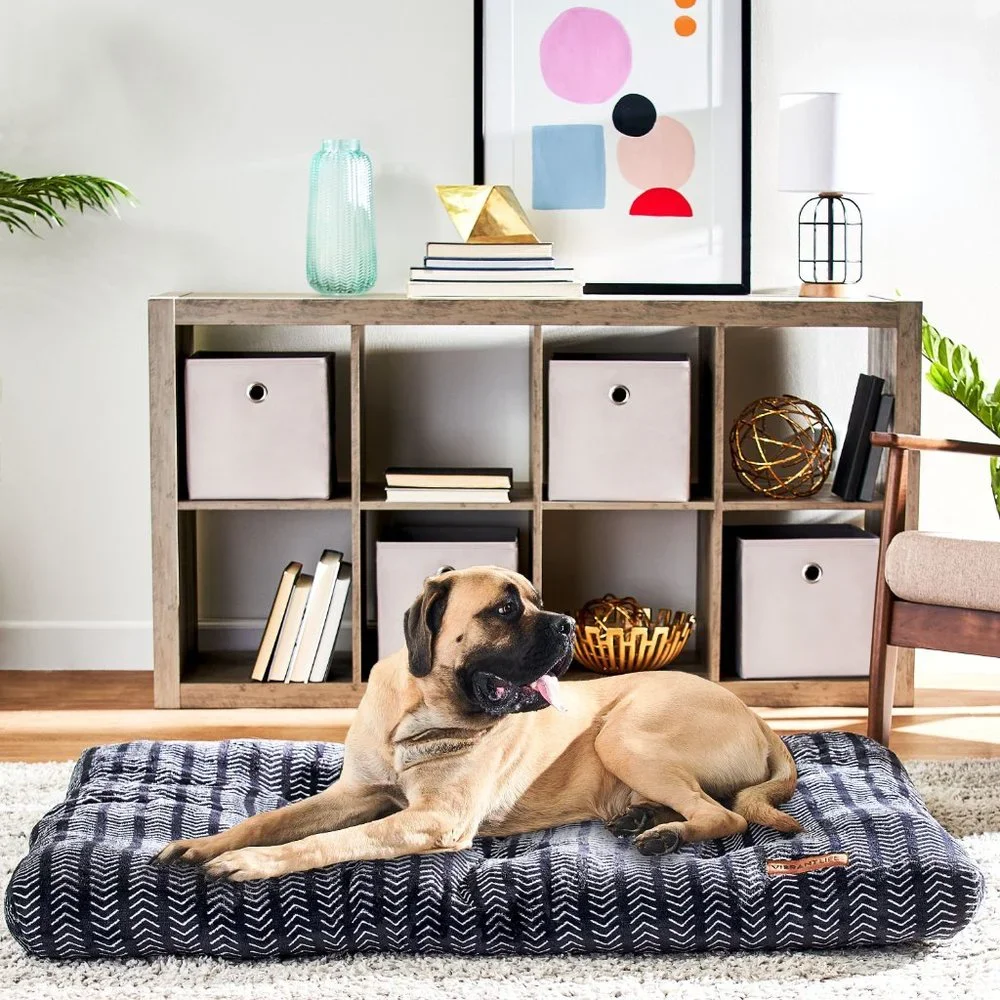Tufted Pillow Pet Bed, Extral Large, Black, 38